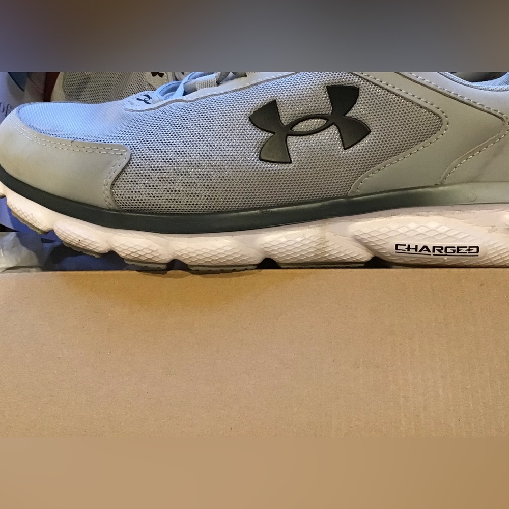 Under Armour Assert Size 13d - image 3
